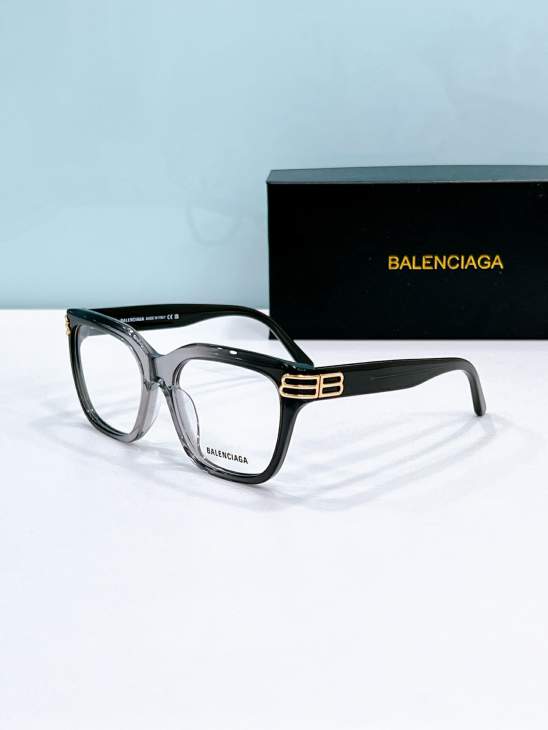 Picture of Balenciaga Sunglasses _SKUfw80536593fw